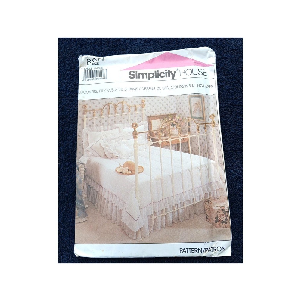 Simplicity House 8997 Bed Covers Pillows‎ & Shams Sewing Pattern UNCUT